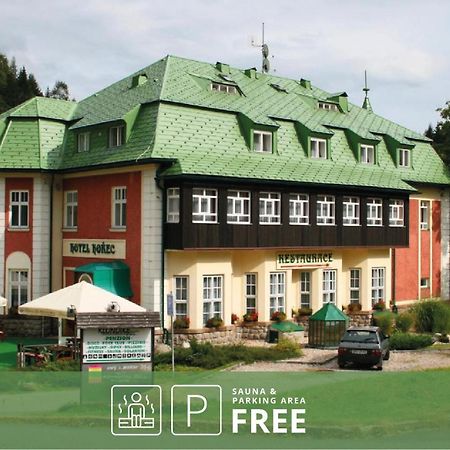 Hotel Hořec Pec pod Sněžkou Buitenkant foto