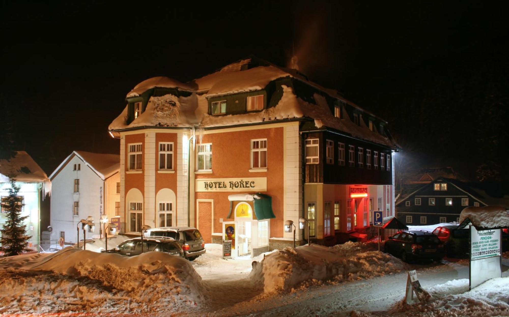 Hotel Hořec Pec pod Sněžkou Buitenkant foto