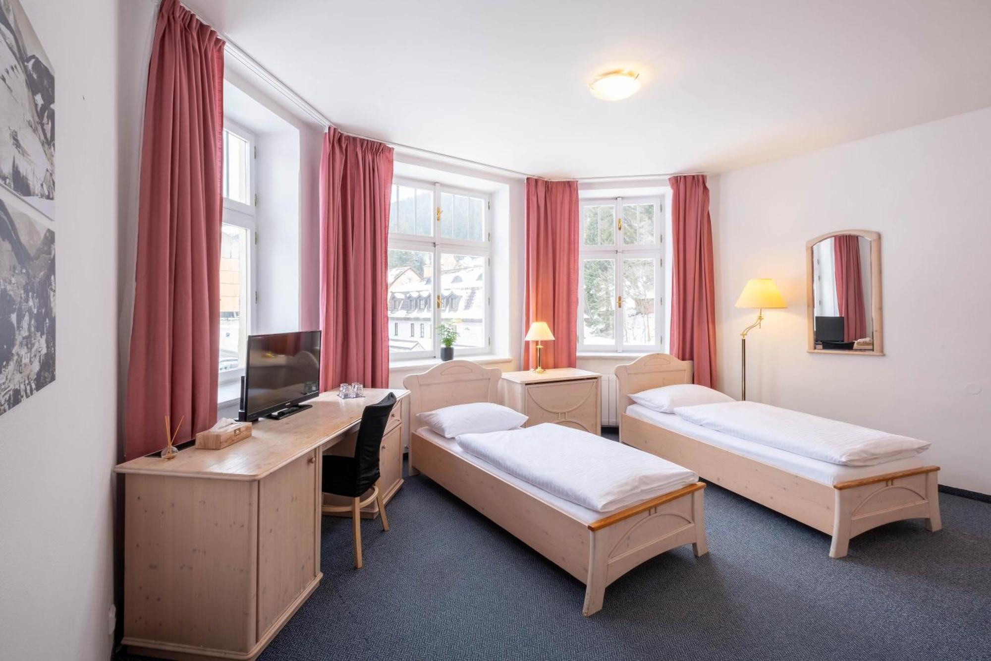 Hotel Hořec Pec pod Sněžkou Buitenkant foto