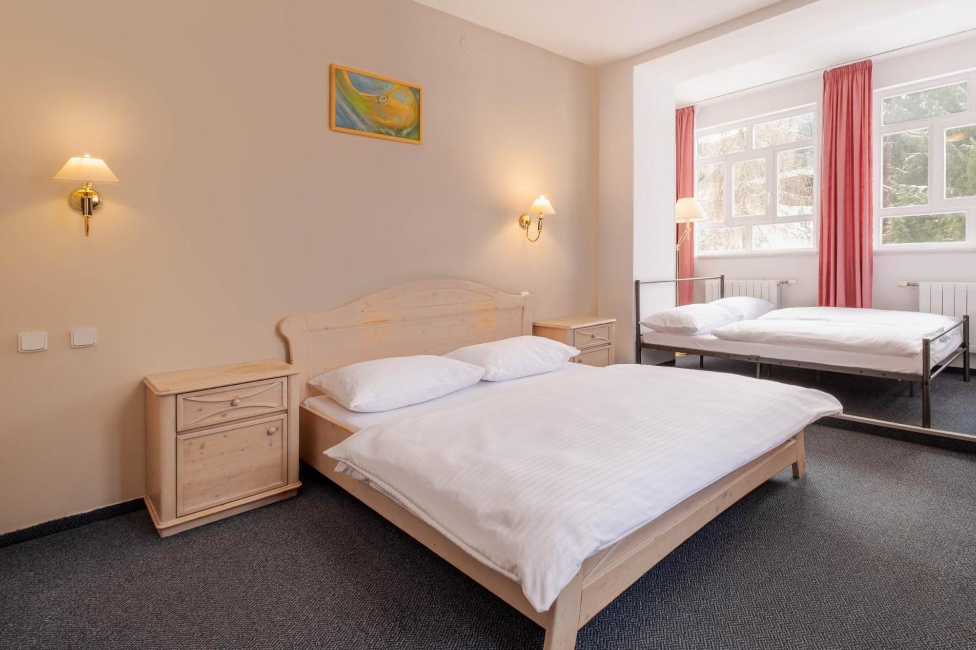 Hotel Hořec Pec pod Sněžkou Buitenkant foto