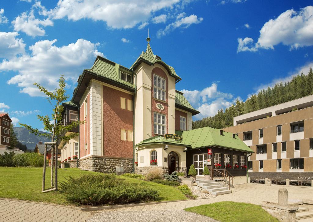 Hotel Hořec Pec pod Sněžkou Buitenkant foto