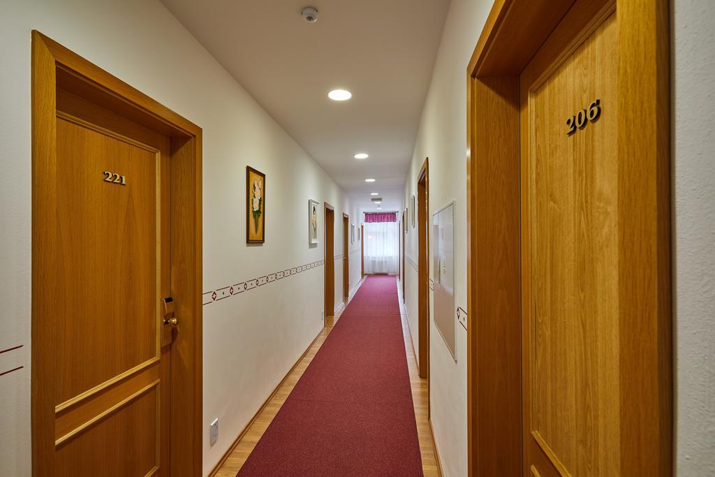 Hotel Hořec Pec pod Sněžkou Buitenkant foto